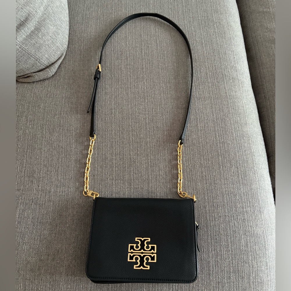 NWOT Tory Burch Black and Gold Women's Bag